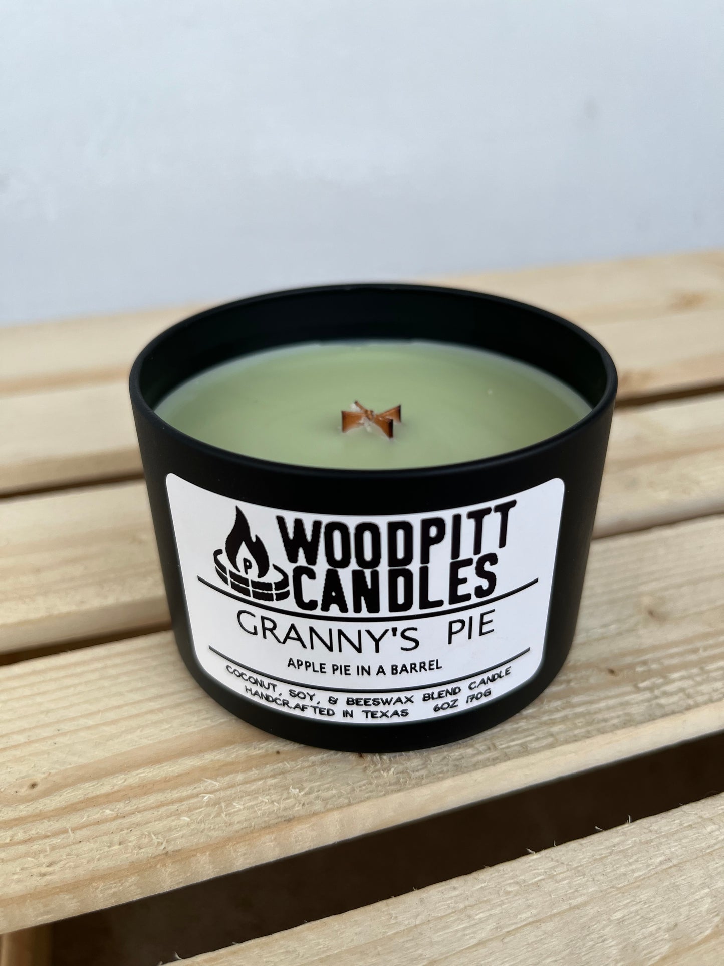 Woodpitt Candles