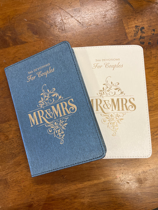 366 Devotions for Couples: Mr & Mrs